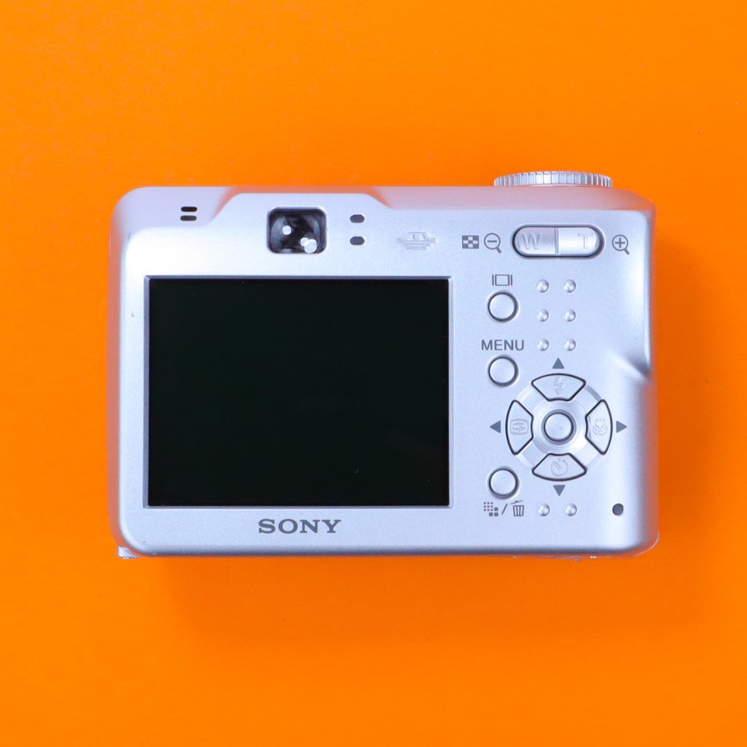 Sony Cyber-shot DSC-S90 дополнителна слика