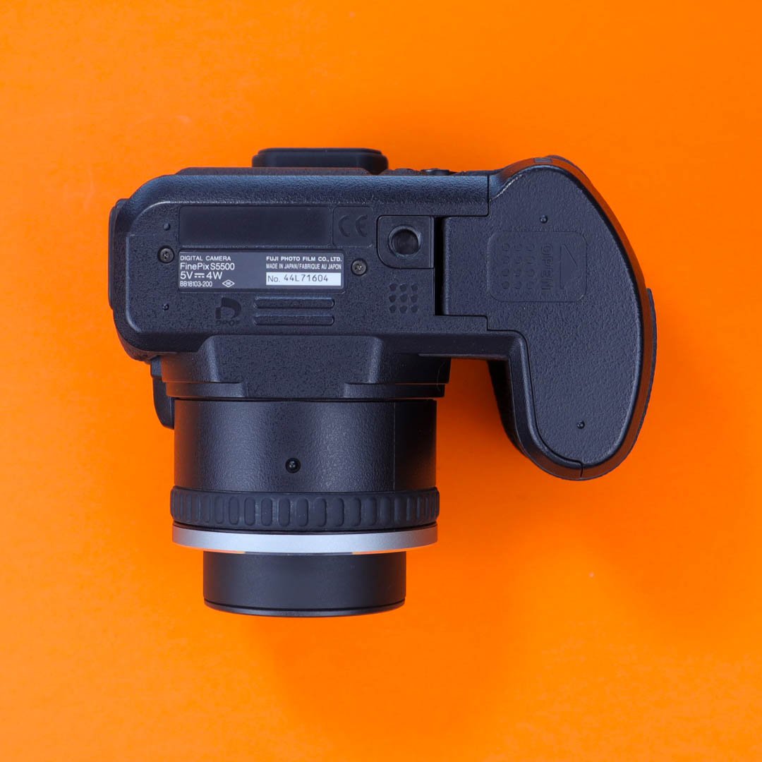 Fujifilm FinePix S5500