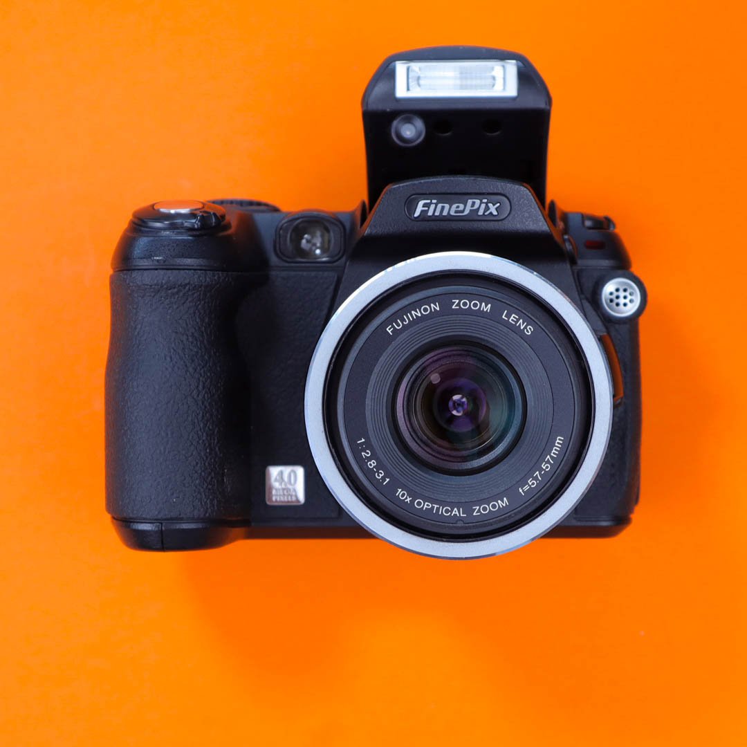 Fujifilm FinePix S5500 дополнителна слика