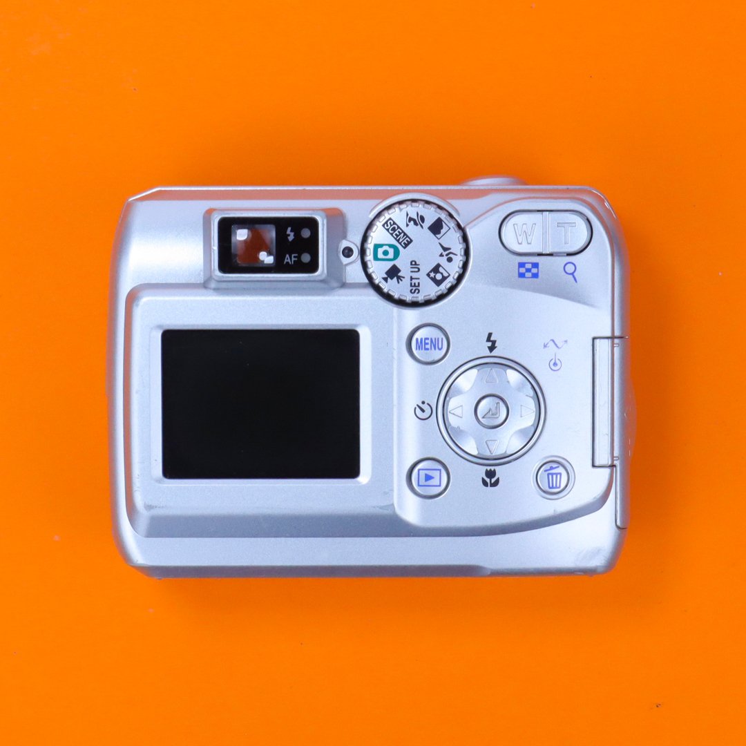 Nikon Coolpix 2200