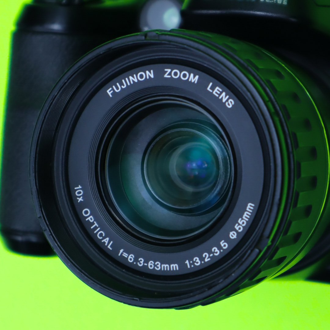 Fujifilm FinePix S5200