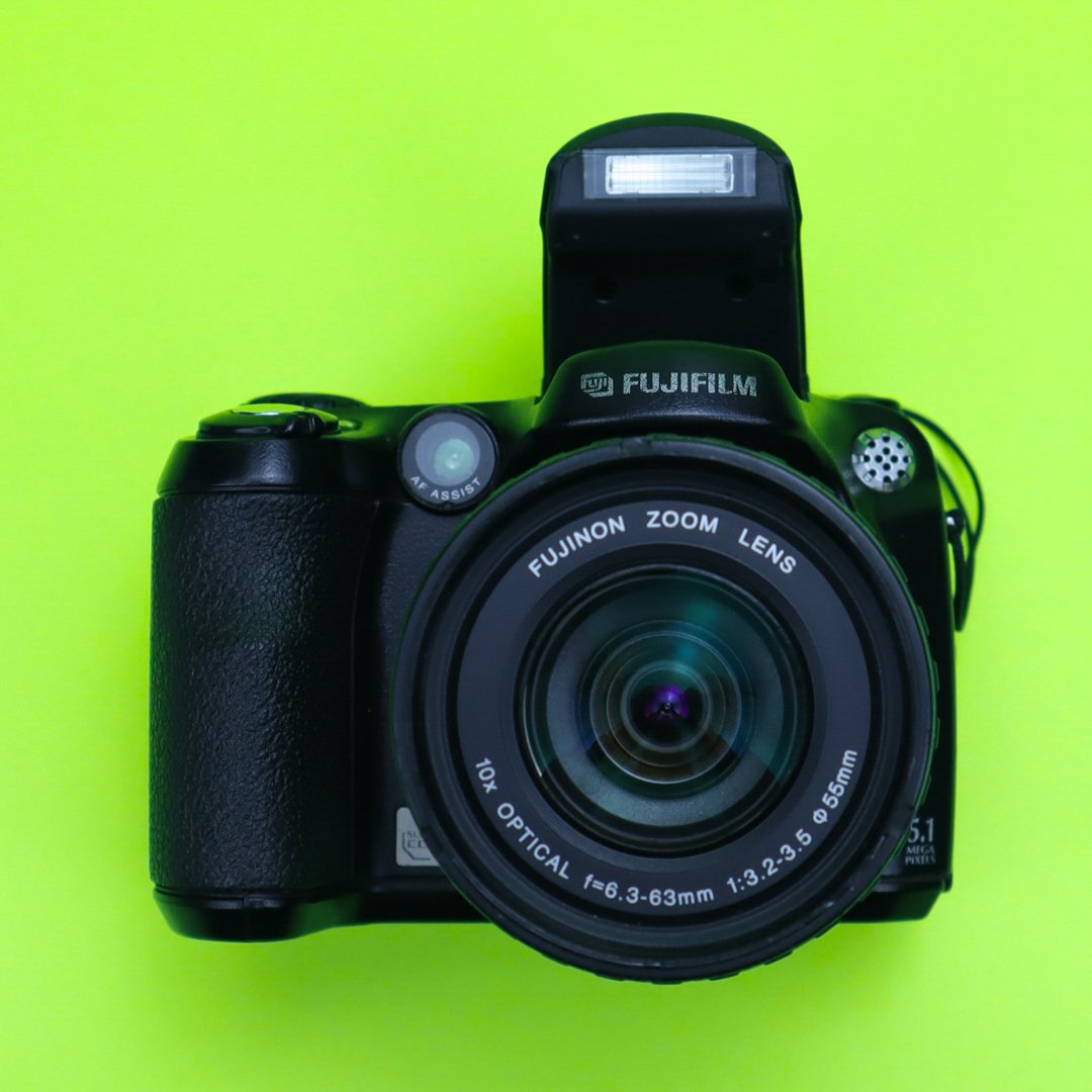 Fujifilm FinePix S5200 дополнителна слика
