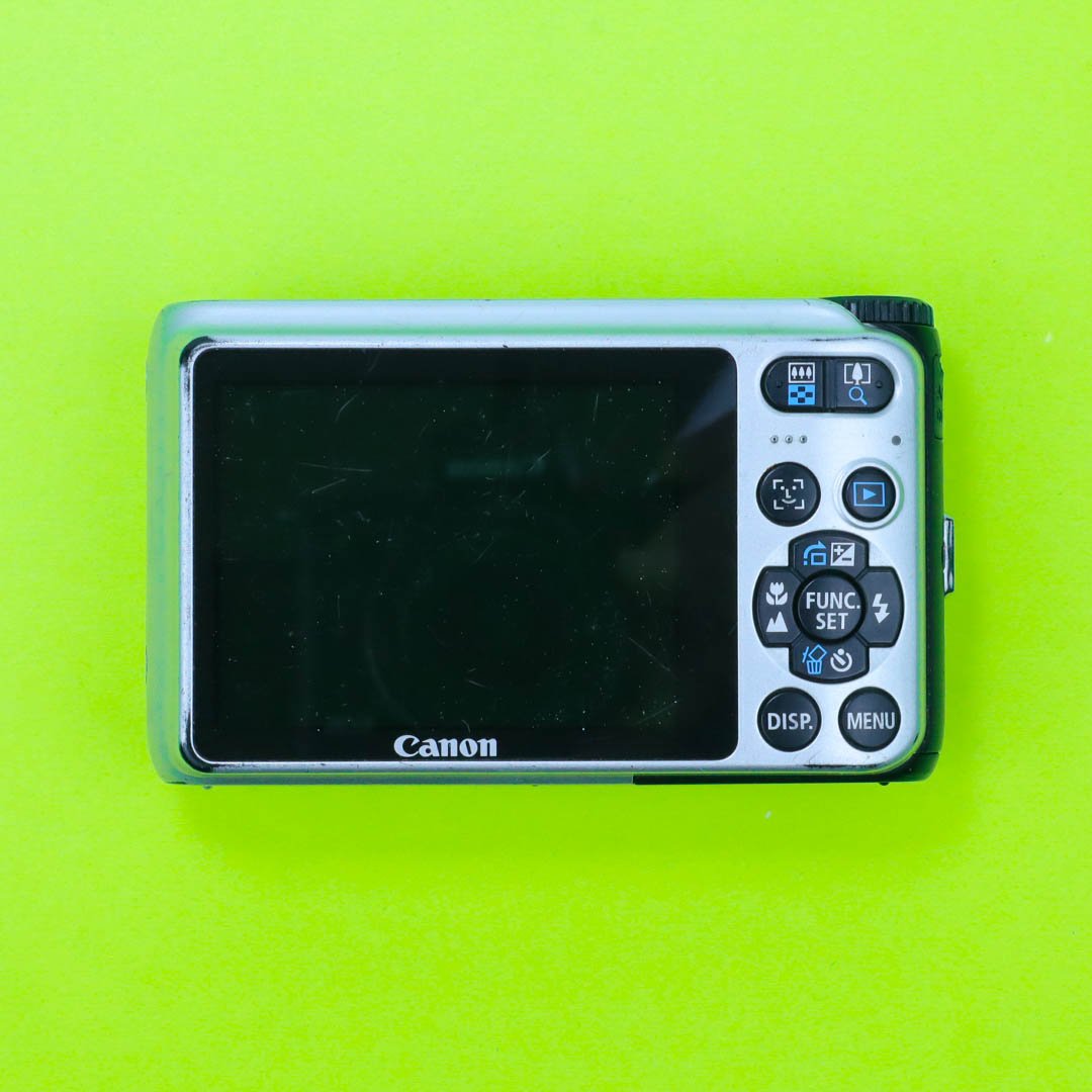 Canon PowerShot A3000 IS
