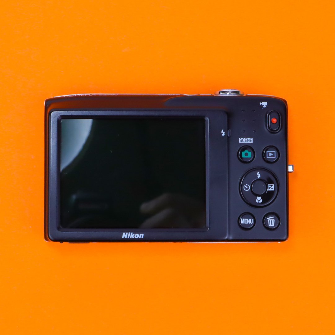 Nikon Coolpix S2700
