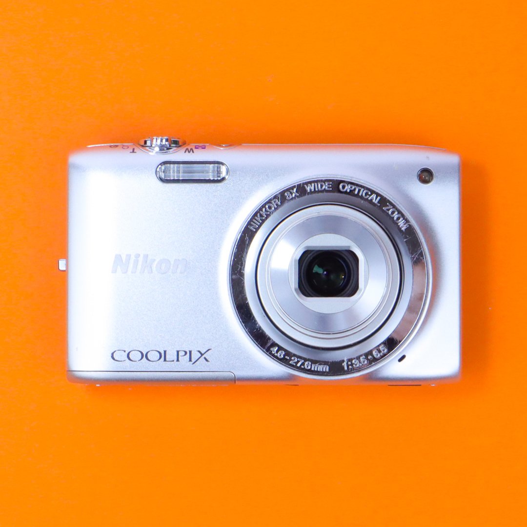 Nikon Coolpix S2700