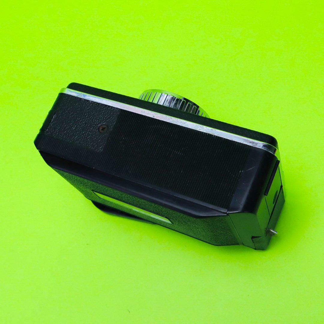 Kodak Instamatic 233