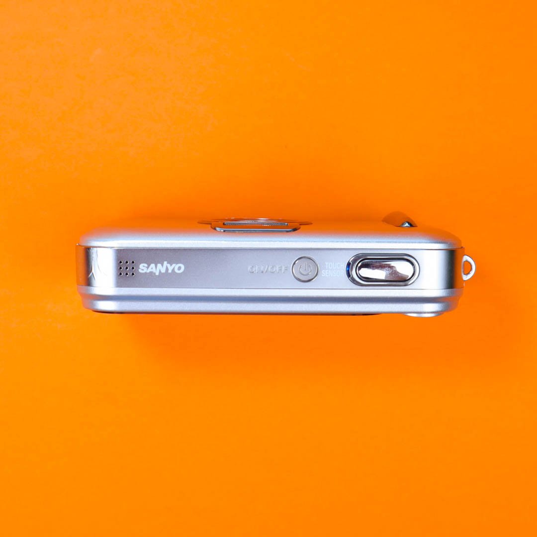 Sanyo Xacti E60