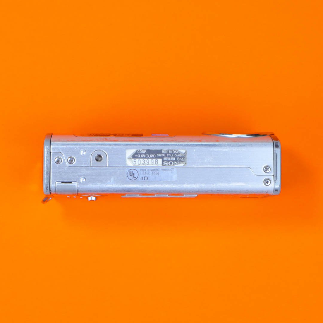 Sony Cyber-shot DSC-L1